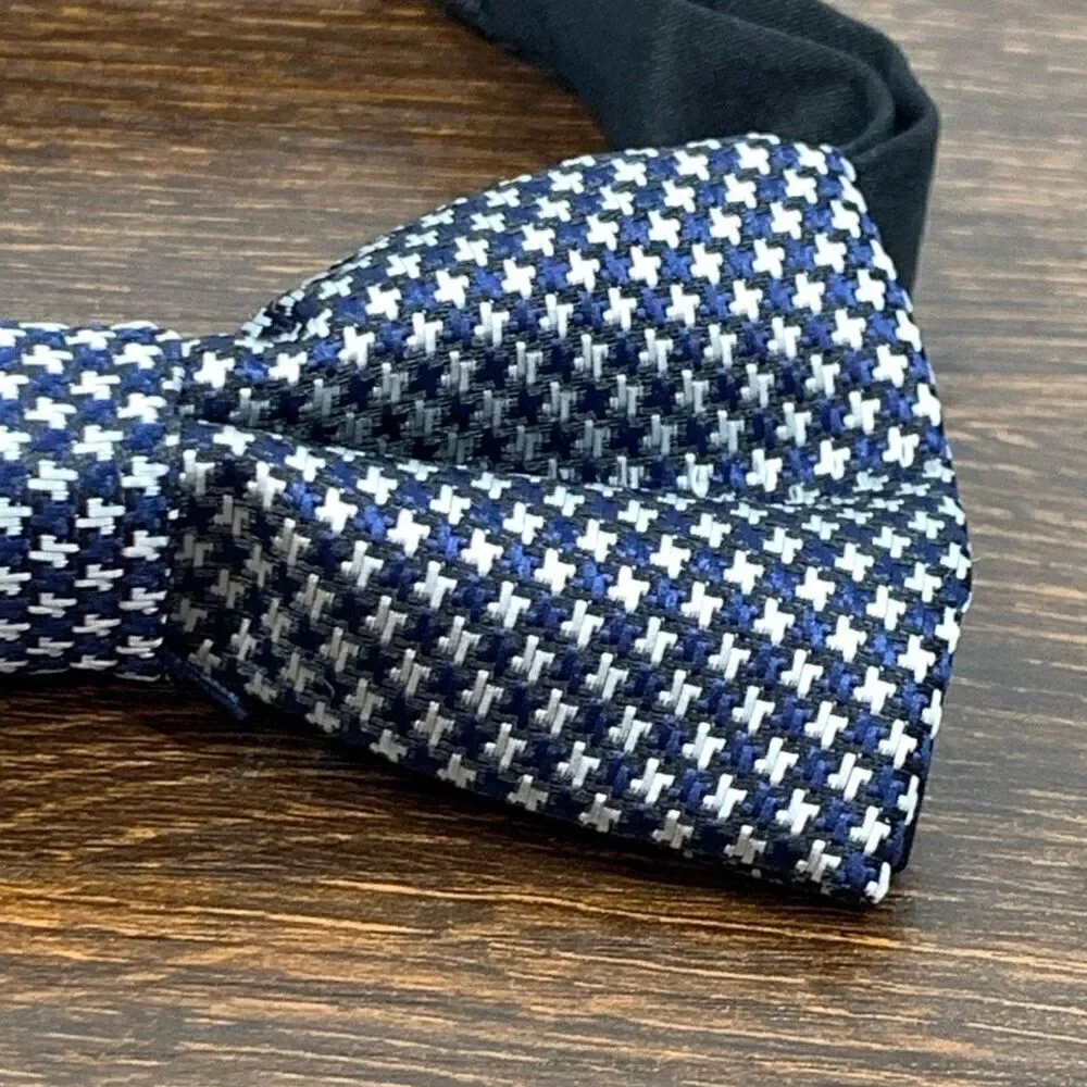 Men's Adjustable Strap Textured Woven Bow Tie Blue & White NWOT